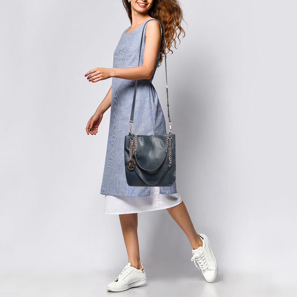 

Michael Kors Navy Blue Soft Leather Chain Shoulder Bag
