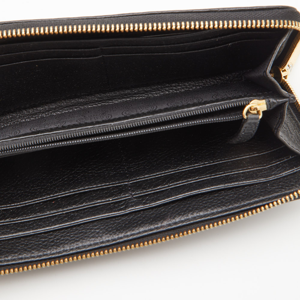 

Michael Kors Black Leather Zip Around Continental Wallet