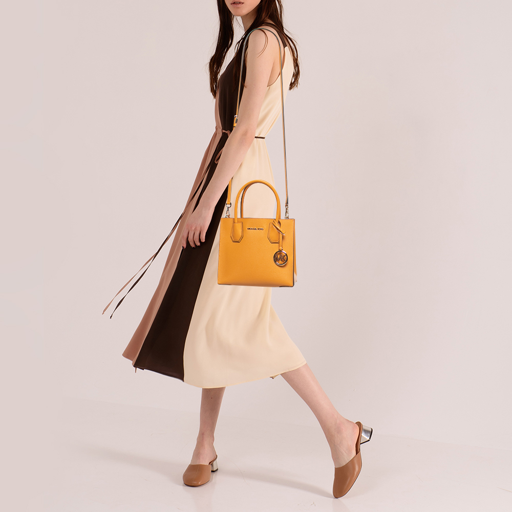 

Michael Kors Mustard Leather Mercer Tote, Yellow