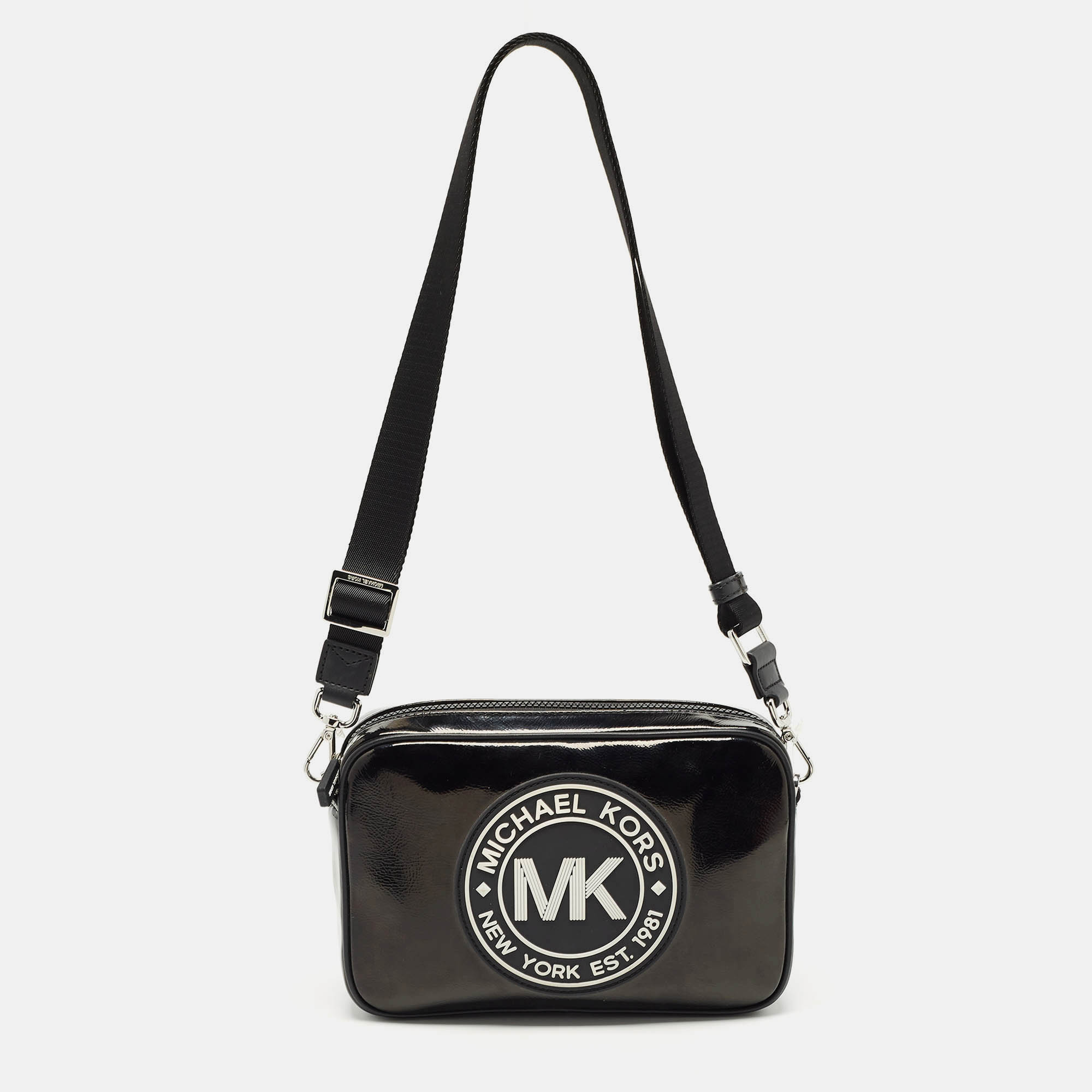 Pre-owned Michael Kors Black/white Patent Leather Fulton Crossbody Bag