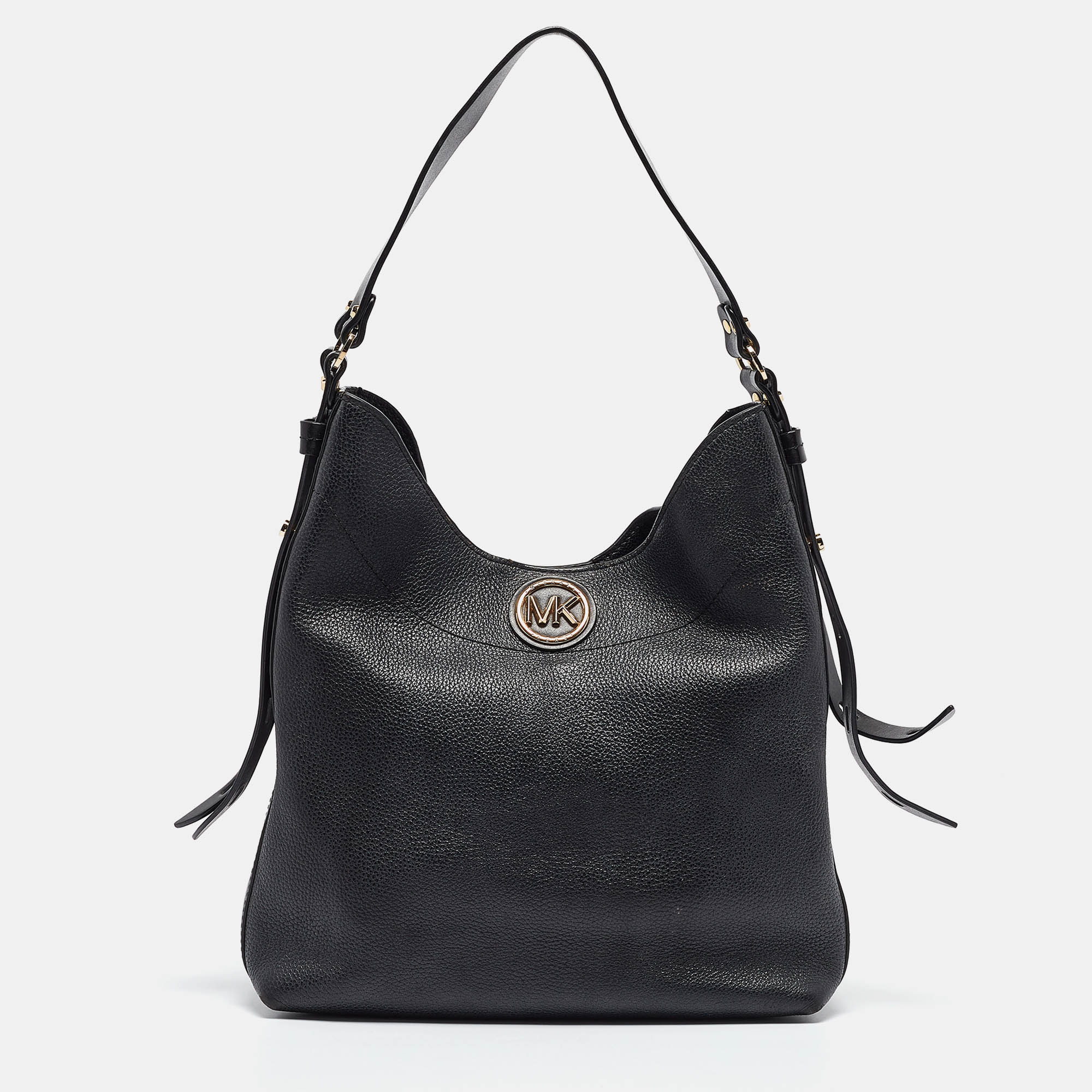 

Michael Kors Black Pebbled Leather  Bowery Shoulder Bag