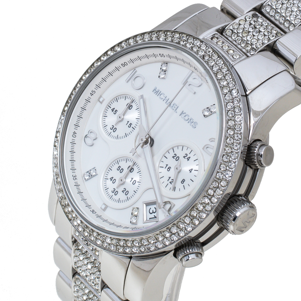 

Michael Kors White Stainless Steel Runway Glitz MK5825 Chronograph Women's Wristwatch, Silver