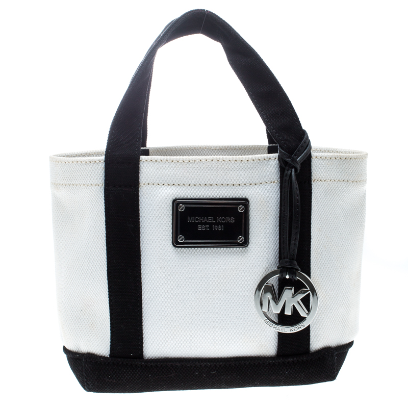 Pre Owned Michael Michael Kors White And Black Canvas Small Summer Group Tote