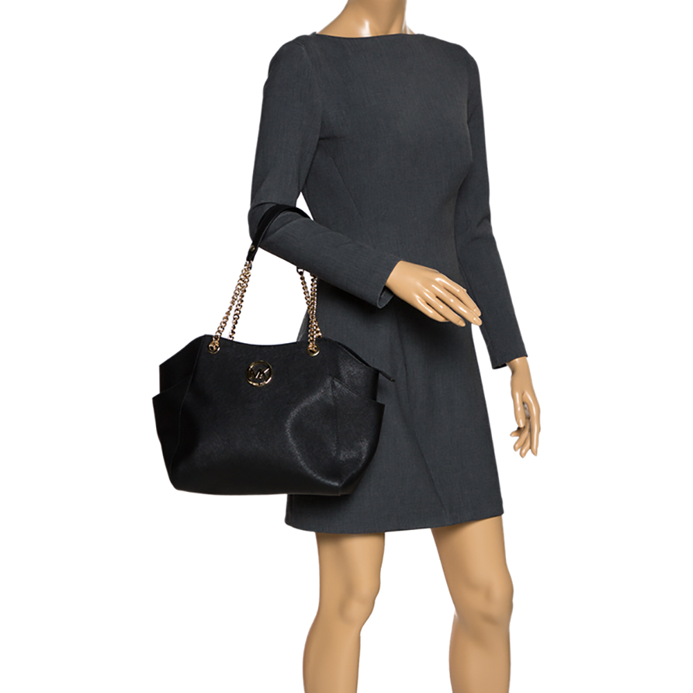 

MICHAEL Michael Kors Black Leather Jet Set Chain Shoulder Bag