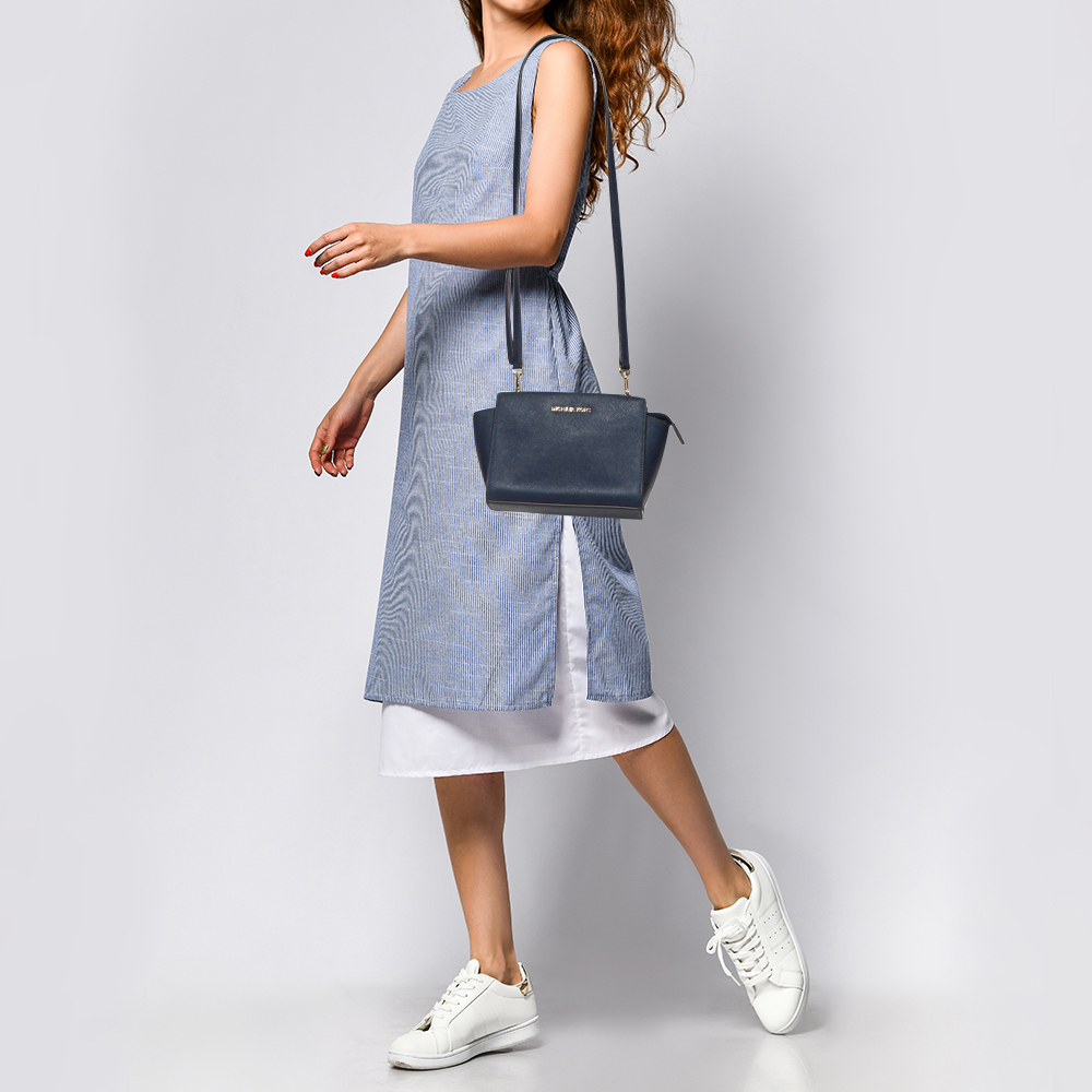 

MICHAEL Michael Kors Navy Blue Leather Small Selma Crossbody Bag