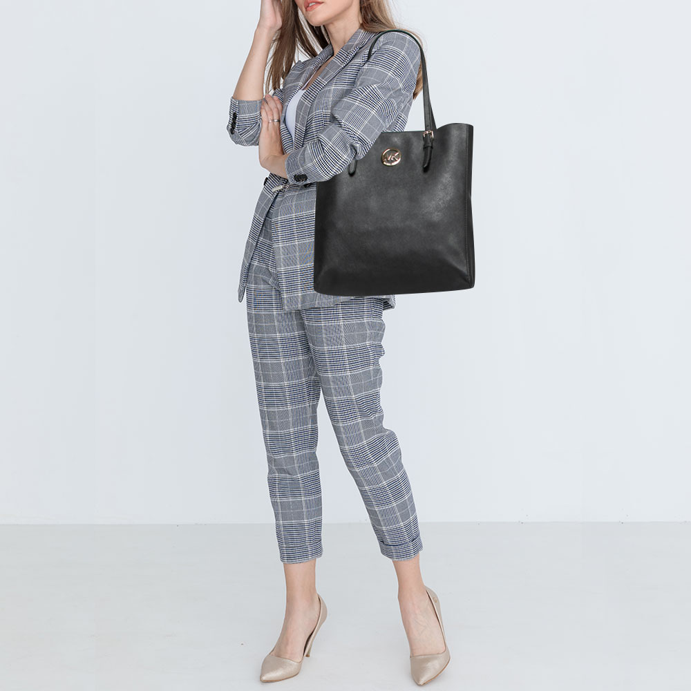 

MICHAEL Michael Kors Black Leather Tote