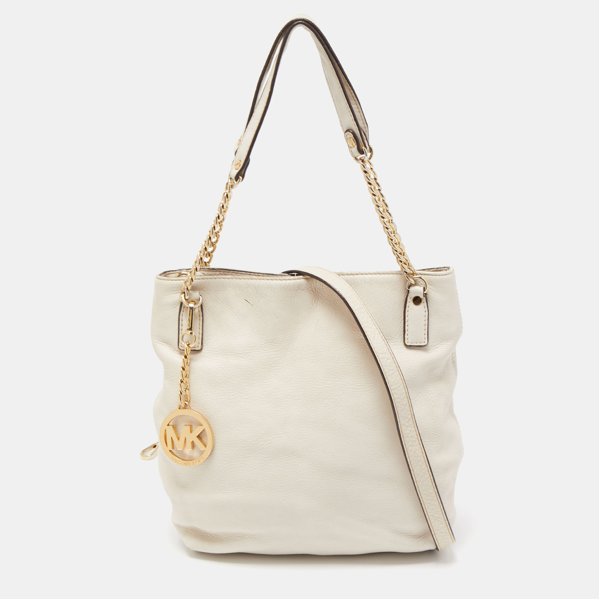 Pre-owned Michael Michael Kors Off White Leather Charm Shoulder Bag
