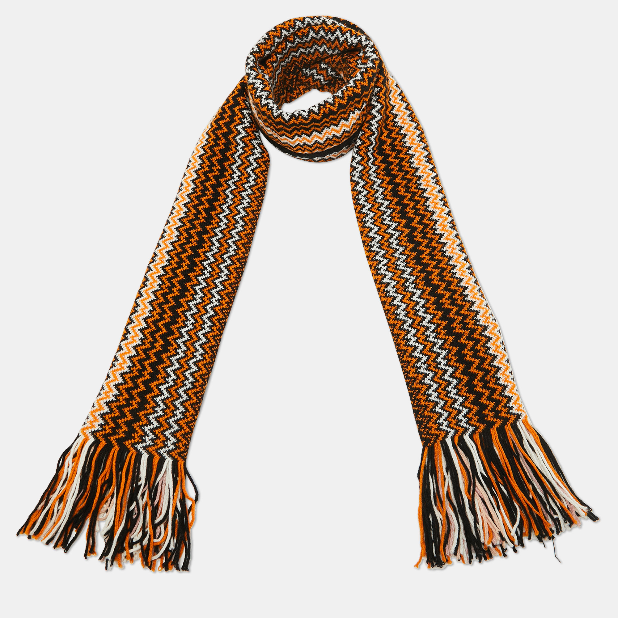 

Missoni Multicolor Chevron Pattern Knit Fringed Wool Blend Scarf