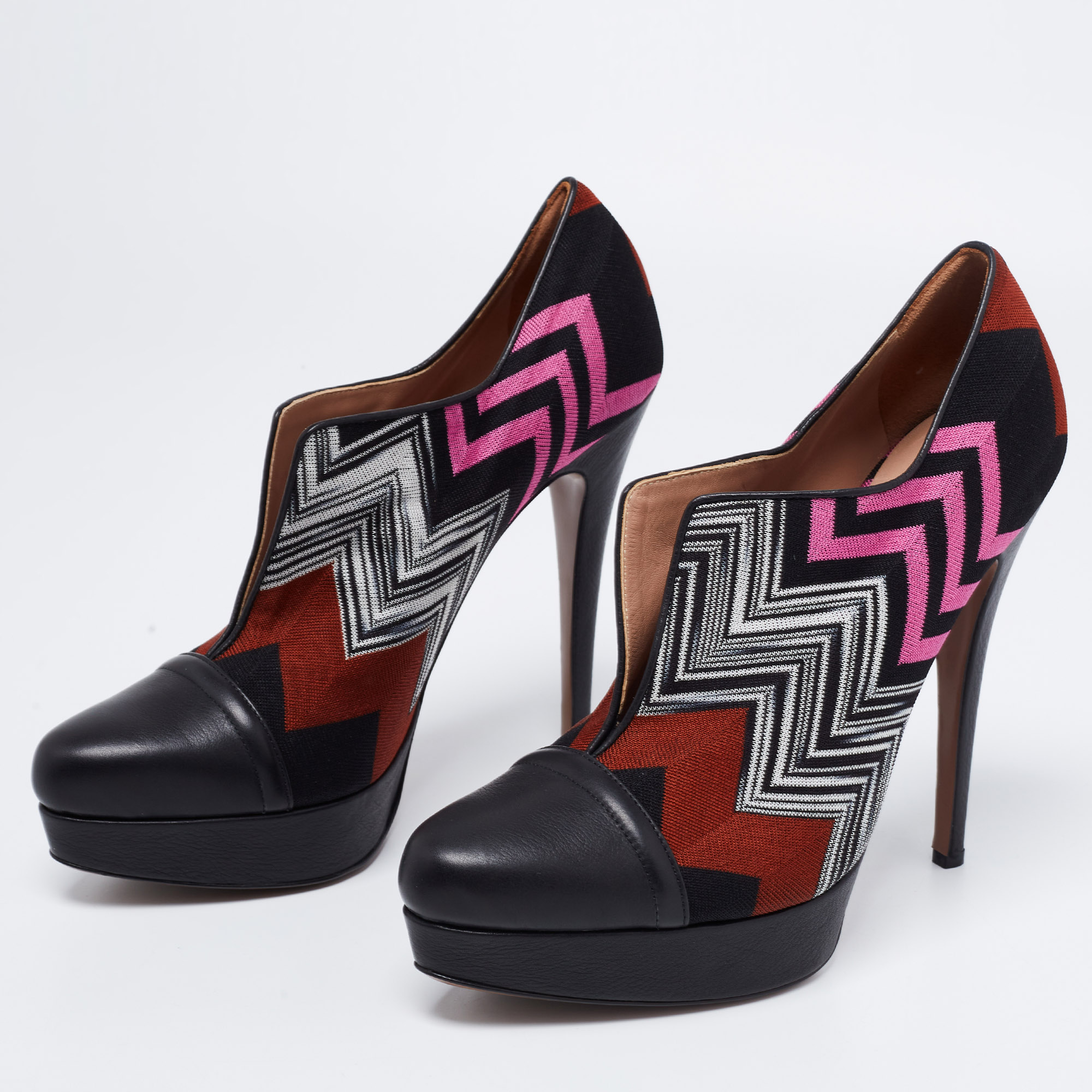 

Missoni Multicolor Fabric And Leather Cap Toe Platform Pumps Size