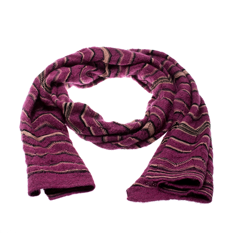 Pre Owned Missoni Pink Mohair and Wool Abstract Zig Zag Pattern Perforated Knit Muffler 