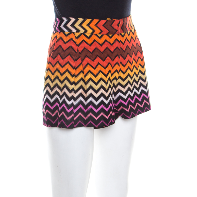 

Missoni Multicolor Chevron Pattern Knit Mini Shorts