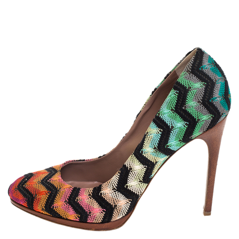

Missoni Multicolor Crochet Round Toe Platform Pumps Size