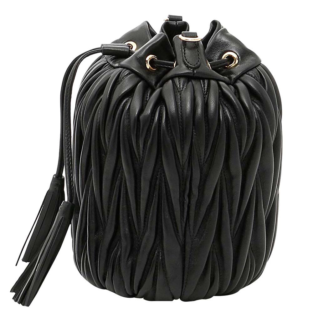 

Miu Miu Black Leather Matelasse Quilted Bucket Bag
