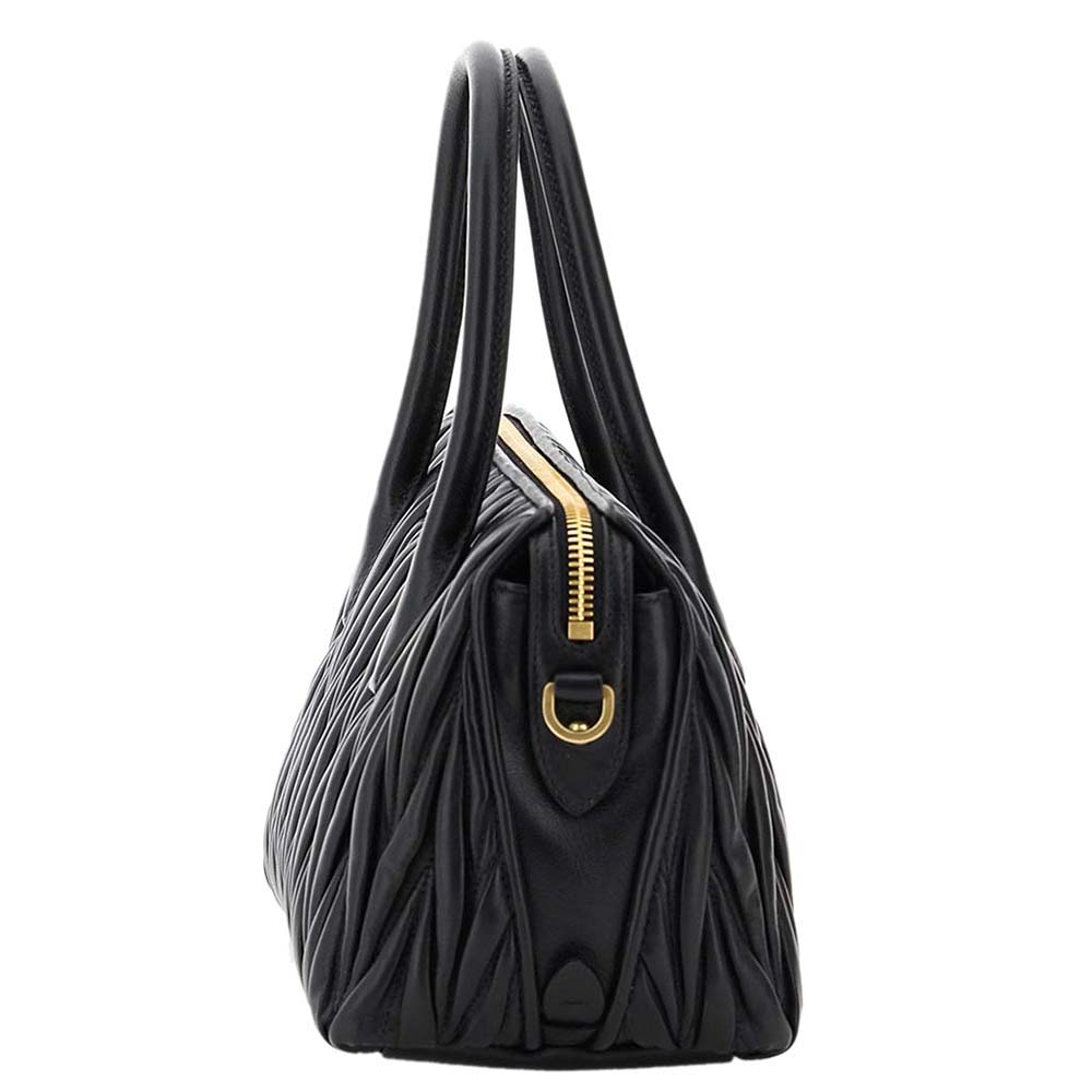 

Miu Miu Black Leather Matelasse 2way Bag