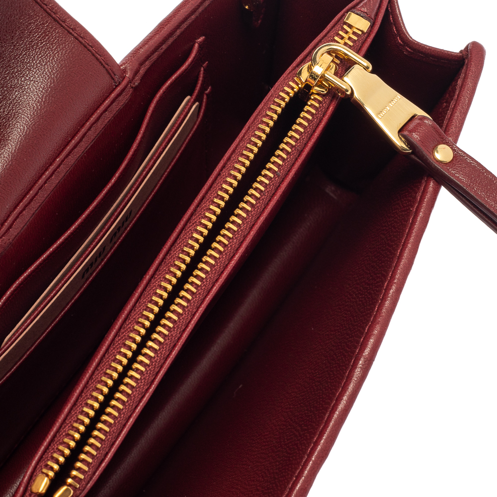 

Miu Miu Red Matelasse Leather Phone Bag