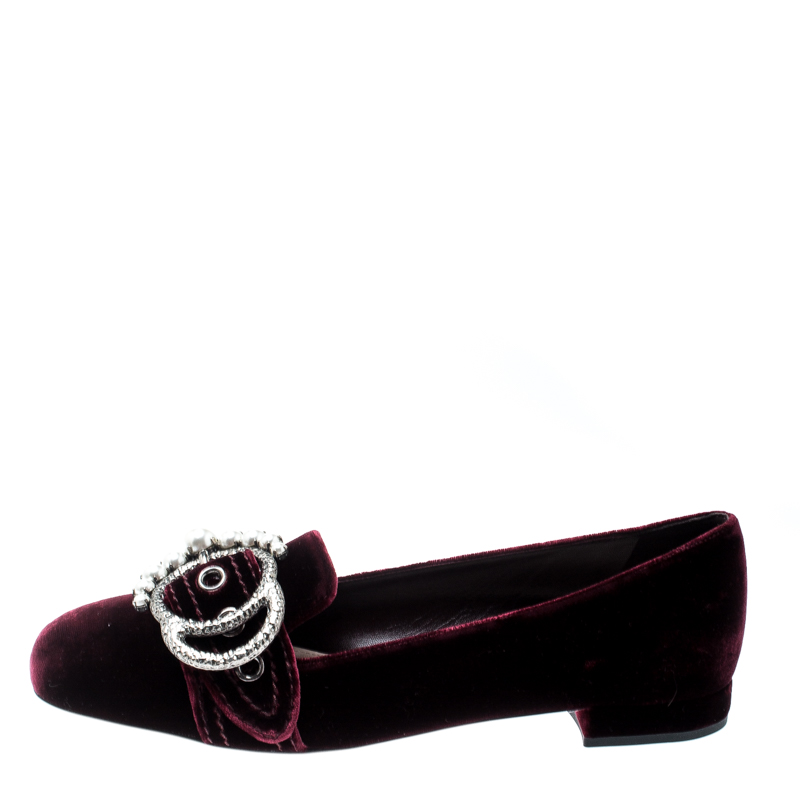 

Miu Miu Burgundy Faux Pearl Velvet Flats Size