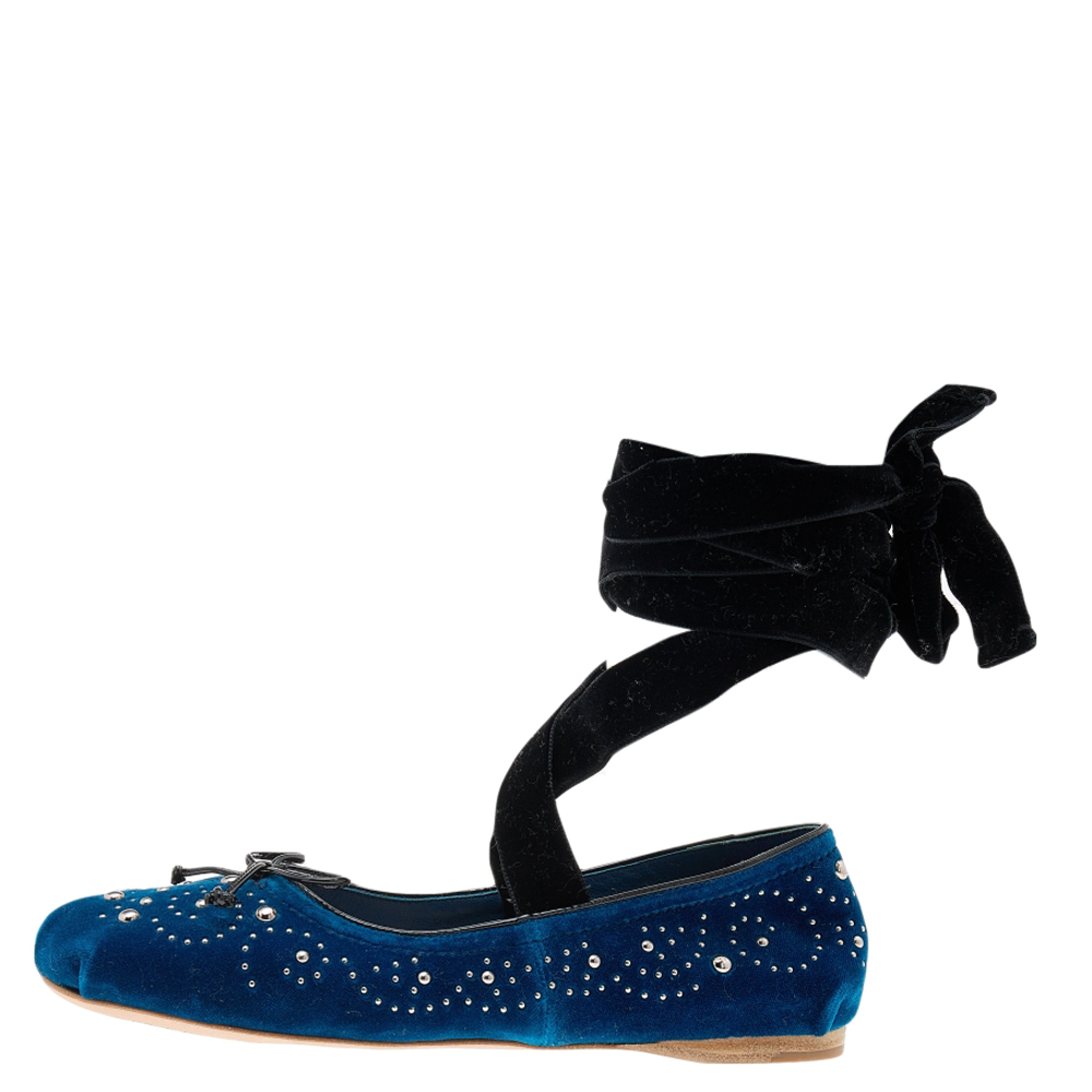 

Miu Miu Blue/Black Velvet And Patent Leather Studded Tie Up Ballet Flats Size