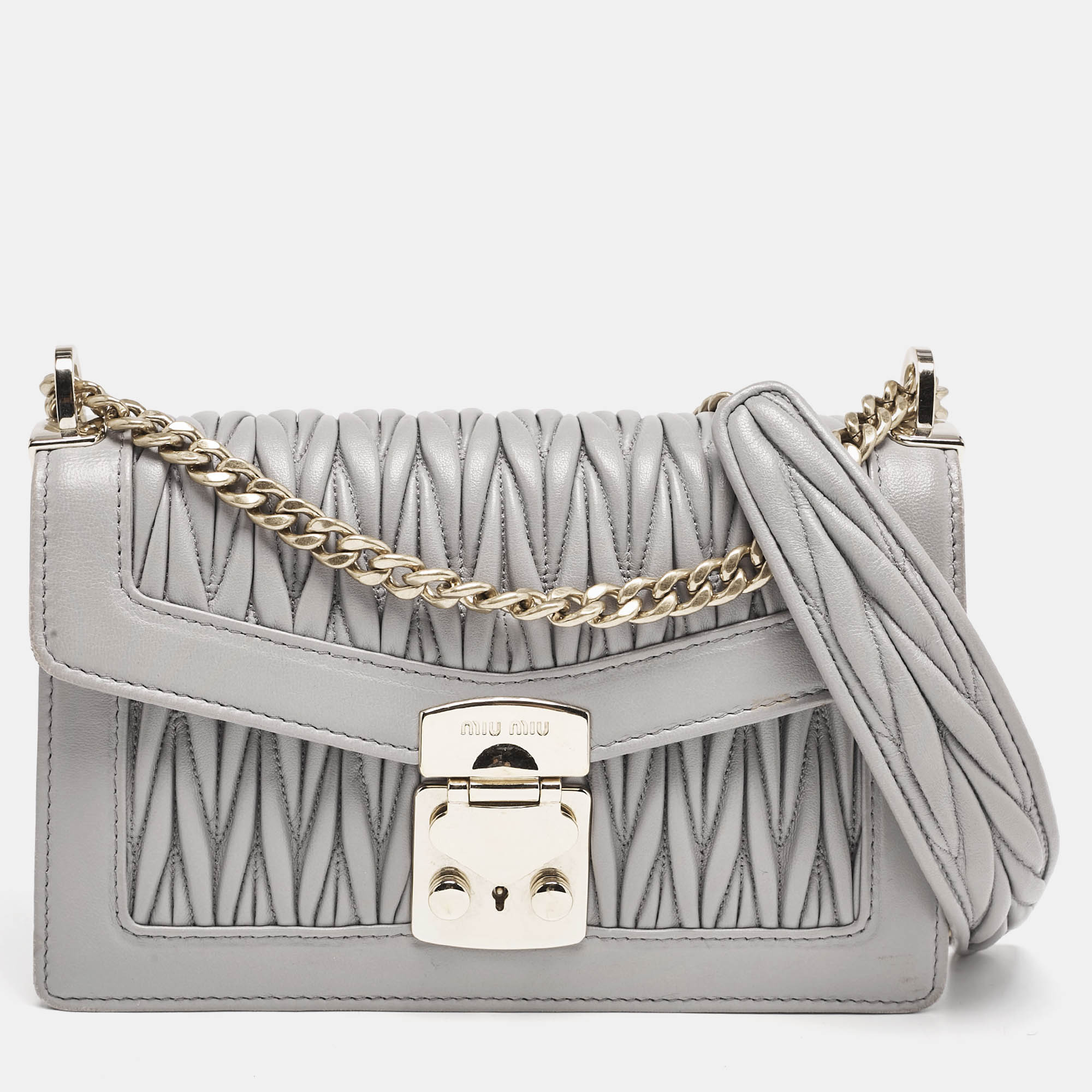 

Miu Miu Grey Matelassé Leather Confidential Crossbody Bag
