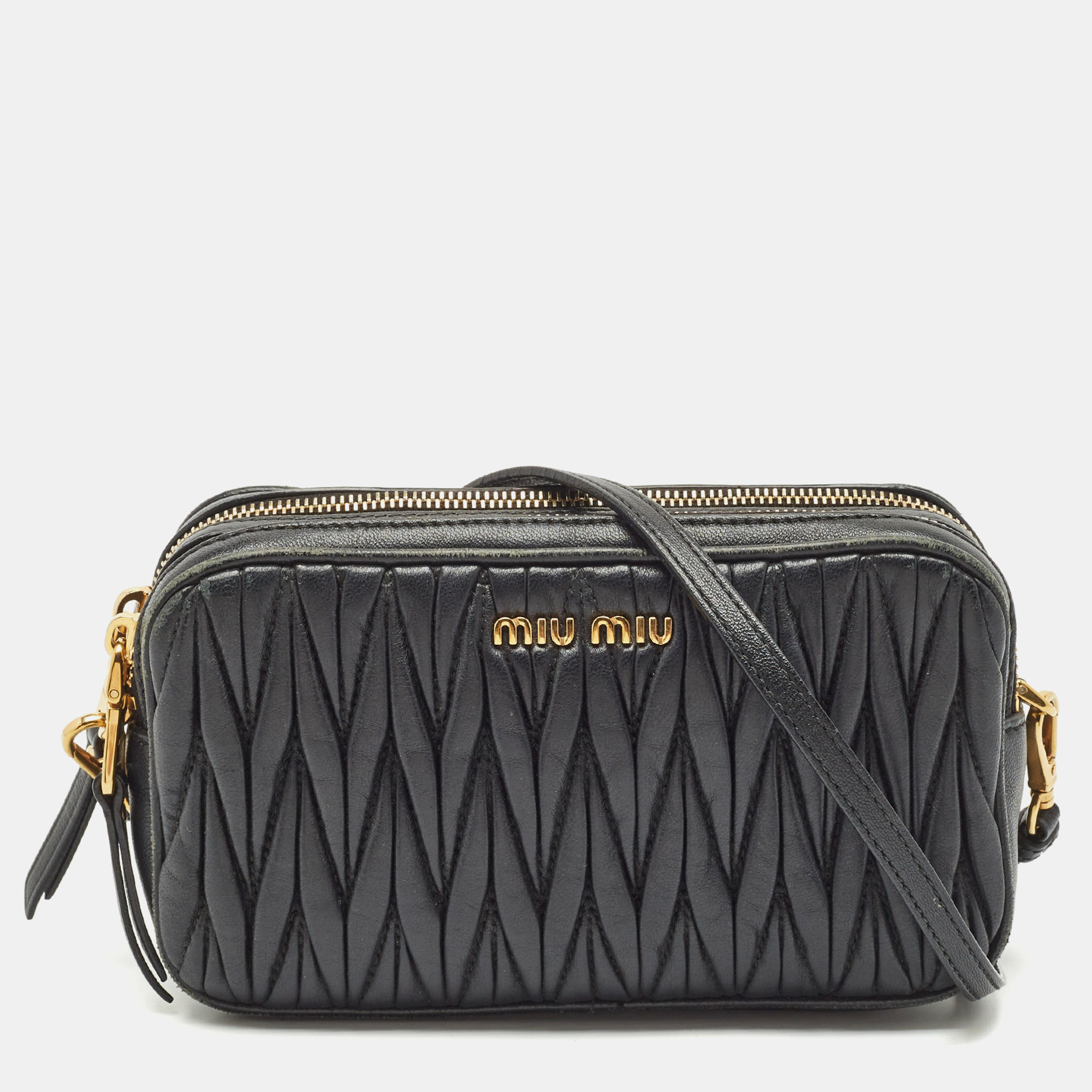 

Miu Miu Black Matelassé Leather Double Zip Crossbody Bag