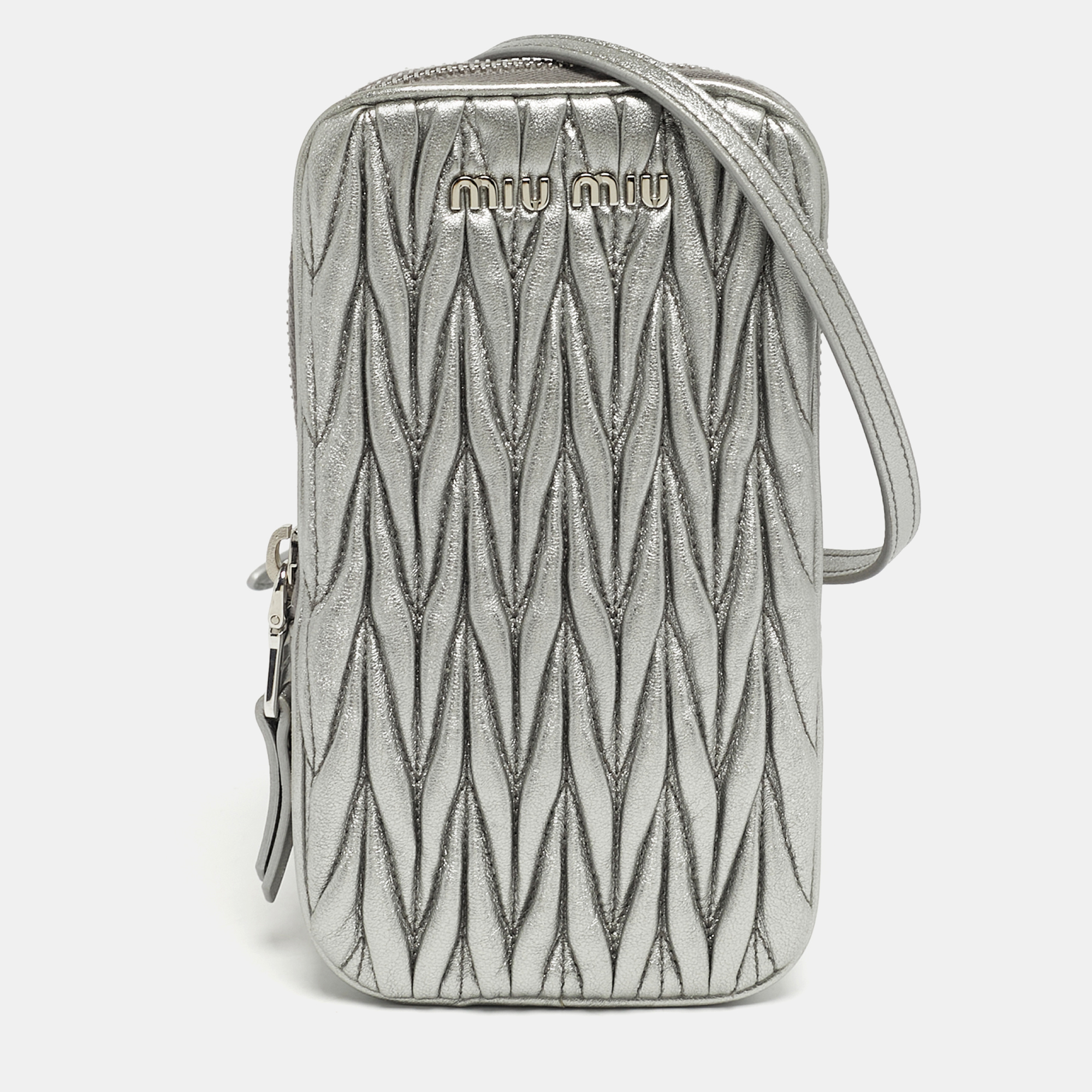 

Miu Miu Silver Matelasse Leather Phone Holder Crossbody Bag