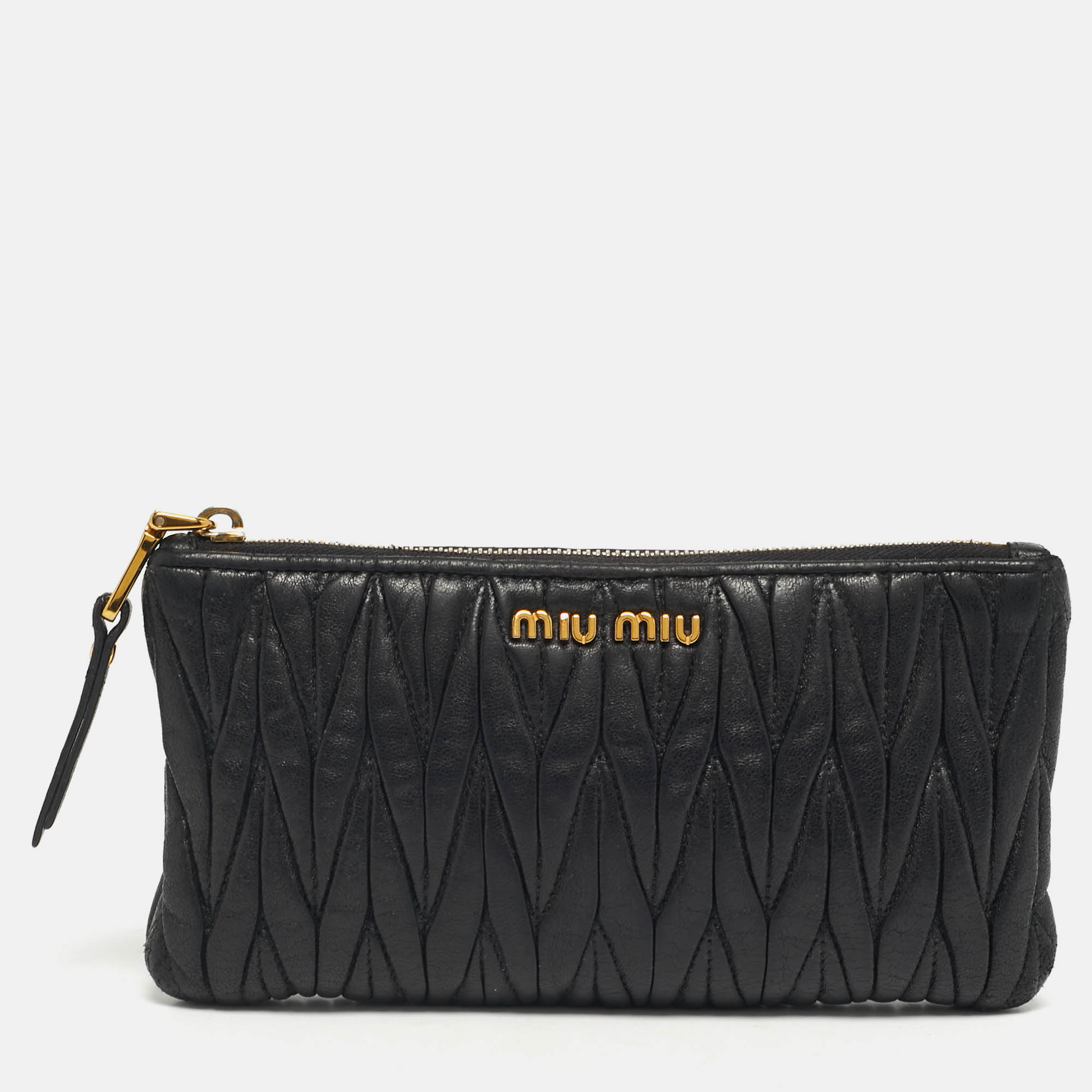 Click to view more detailed imagery on our partner's website Pre-owned Miu Miu Black Matelassé Leather Zip Pouch