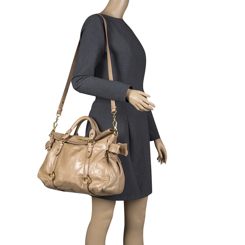 

Miu Miu Beige Glazed Leather Bow Tote