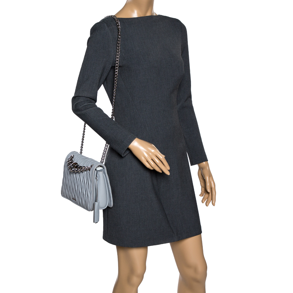 

Miu Miu Grey Matelasse Leather Medium Club Shoulder Bag