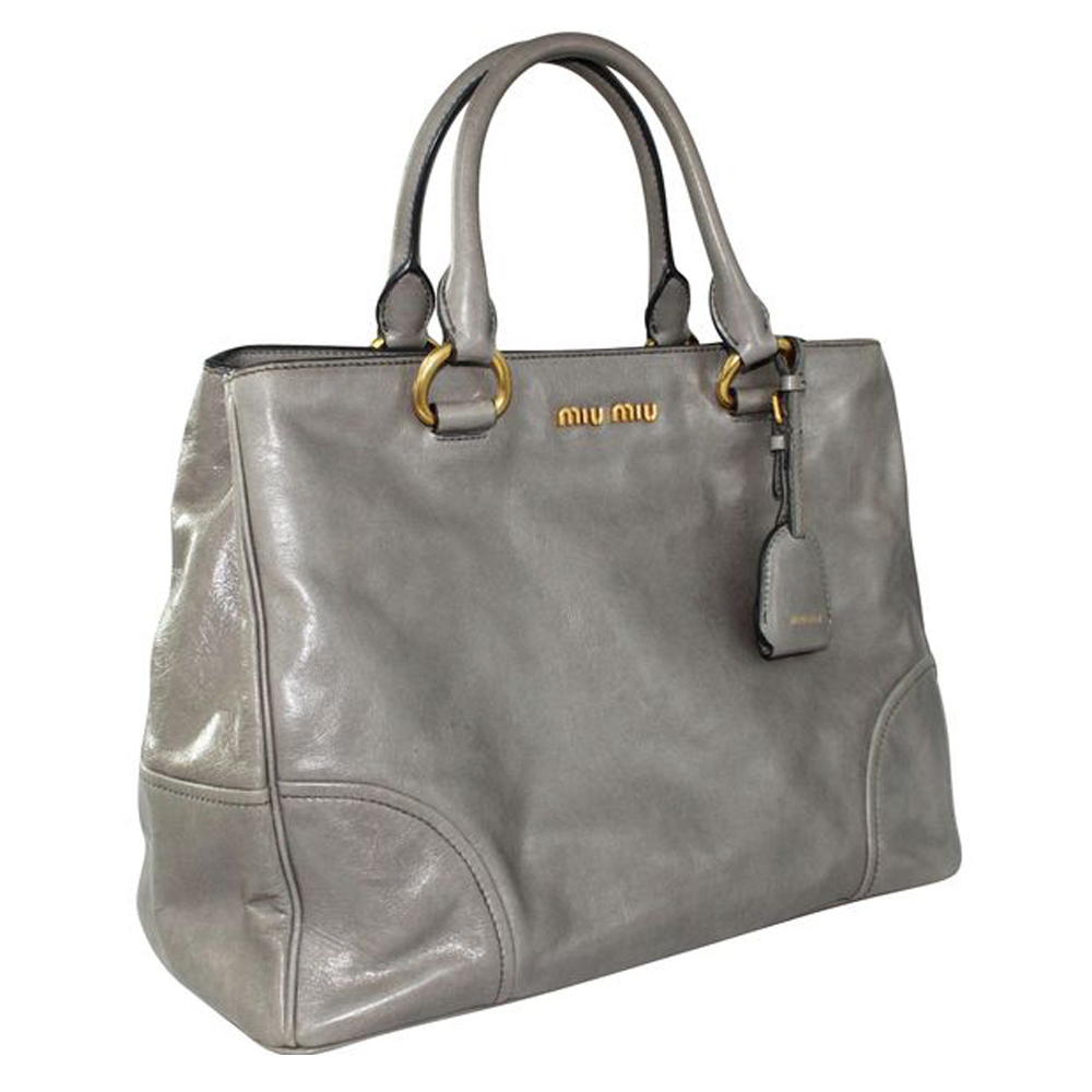

Miu Miu Grey Leather Shoulder Bag