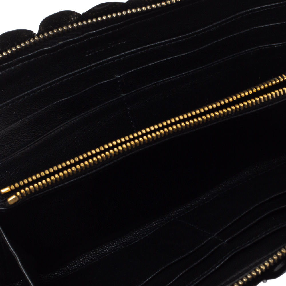 

Miu Miu Black Patent Leather Ruffle Zip Around Wallet