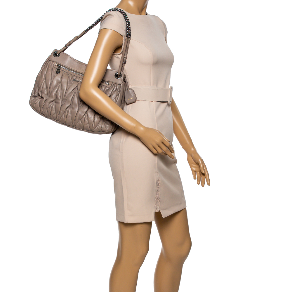 

Miu Miu Beige Metalasse Leather Shoulder Bag