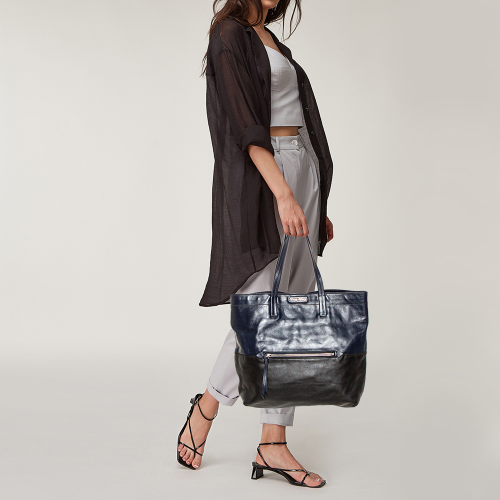 

Miu Miu Blue/Black Vitello Soft Leather Shopper Tote