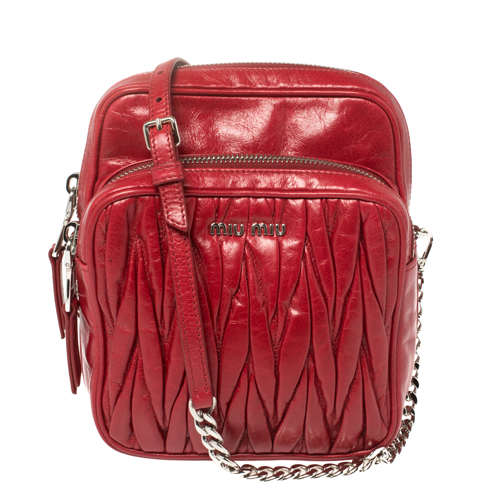 Pre-owned Miu Miu Red Gathered Leather Front Pocket Crossbody Bag