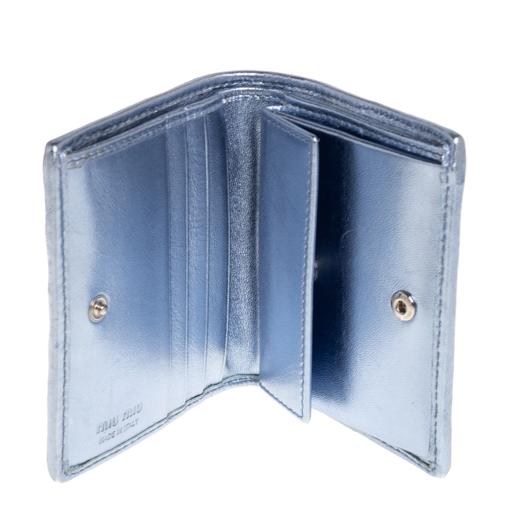 

Miu Miu Metallic Blue Matelassé Leather Flap Compact Wallet