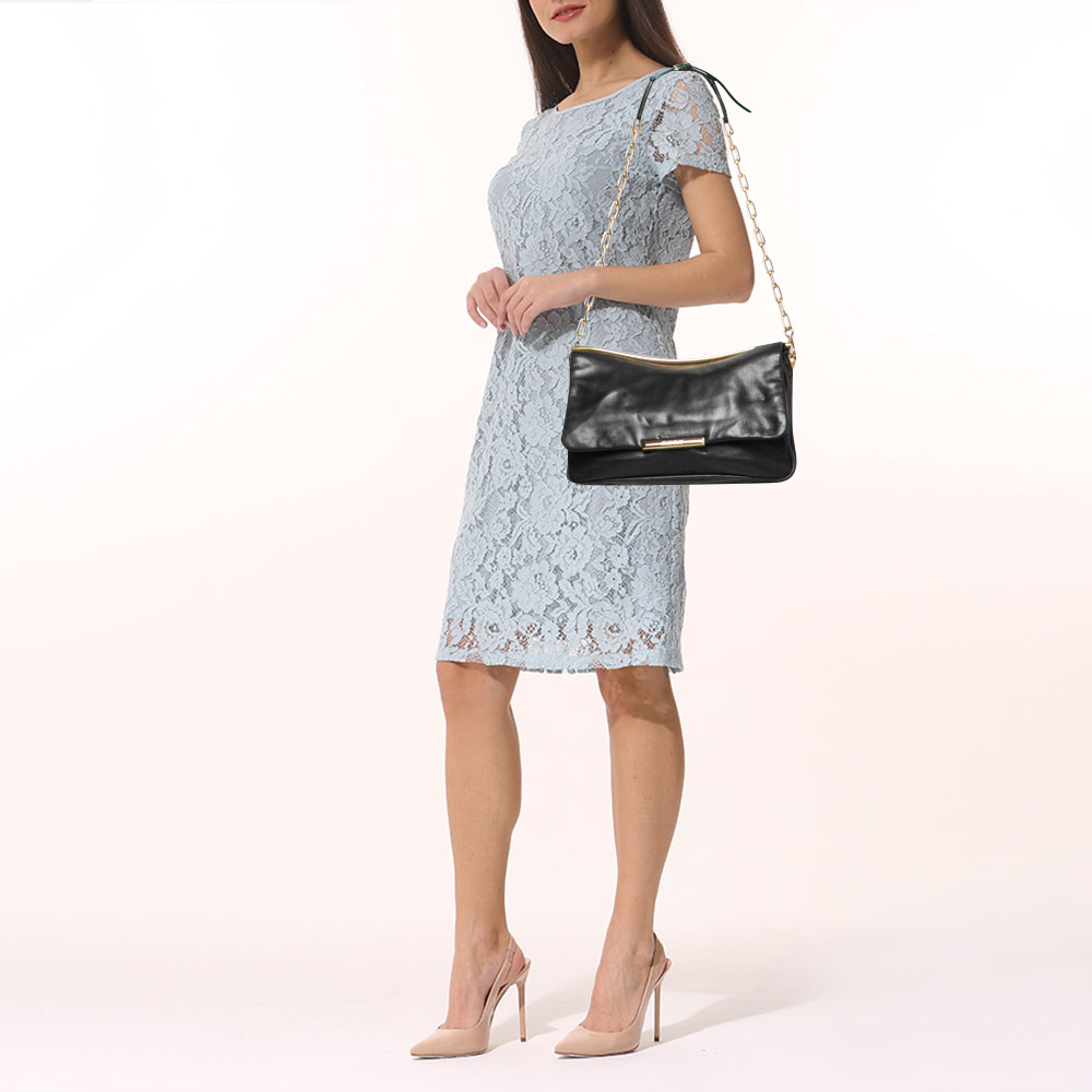 

Miu Miu Black Leather Frame Chain Shoulder Bag