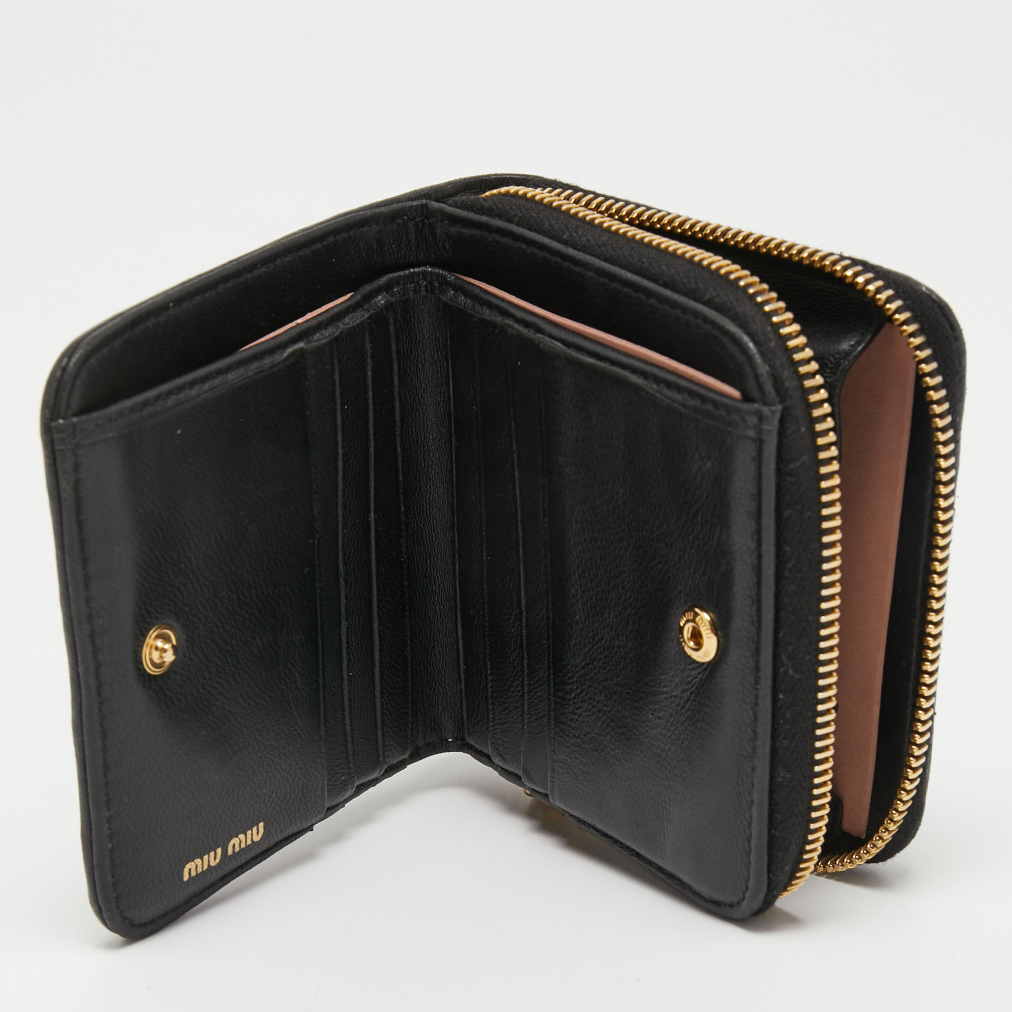 

Miu Miu Black Matelassé Leather Zip Around Wallet
