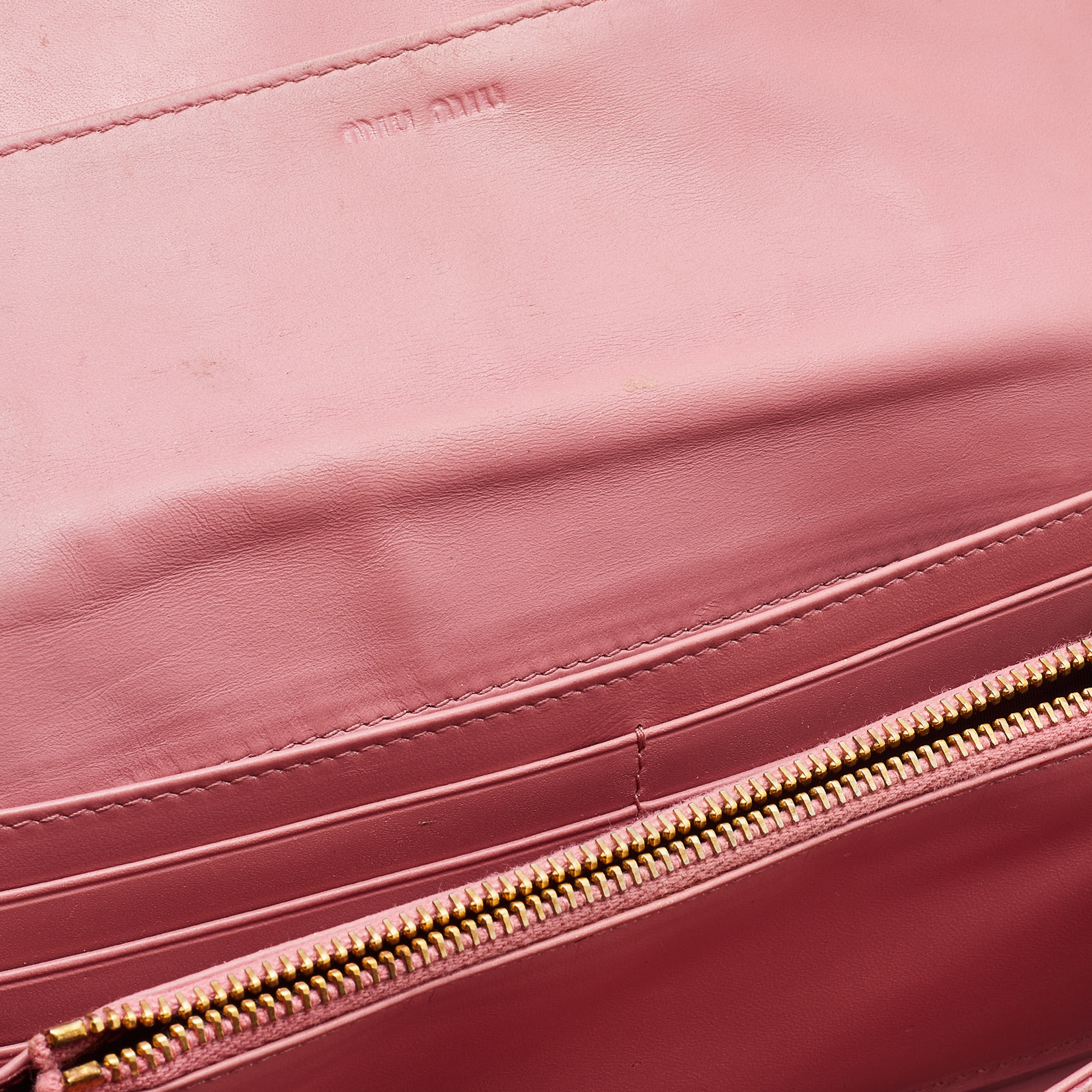 

Miu Miu Pink Croc Embossed Patent Leather Flap Continental Wallet