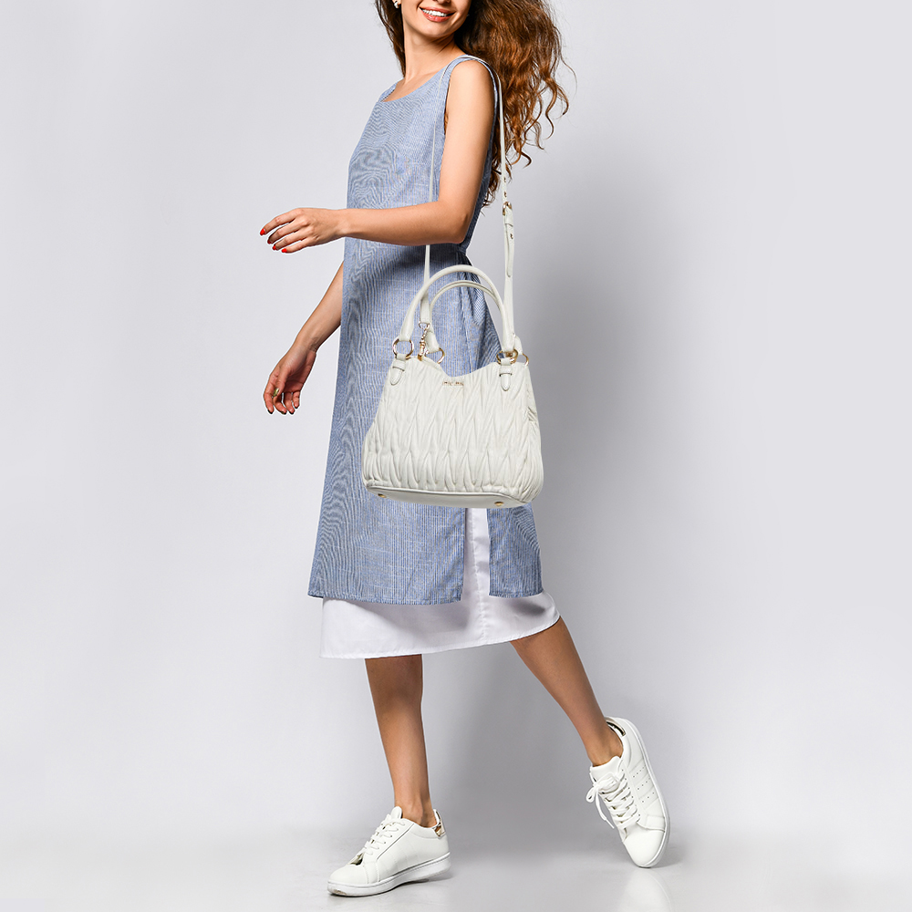 

Miu Miu White Matelasse Leather Shoulder Bag