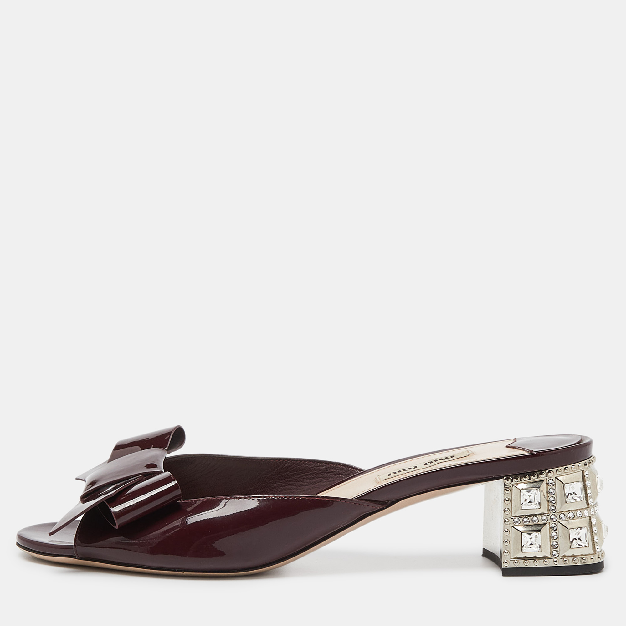

Miu Miu Burgundy Patent Leather Crystal Embellished Block Heel Slide Sandals Size