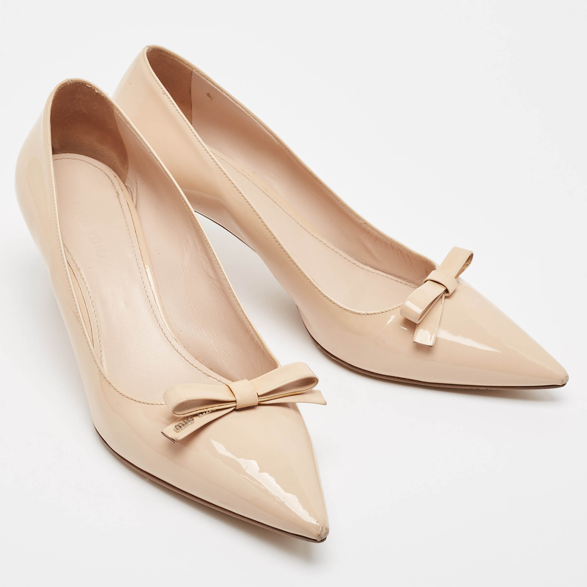 Miu Miu Beige Patent Leather Bow Pumps Size 40 