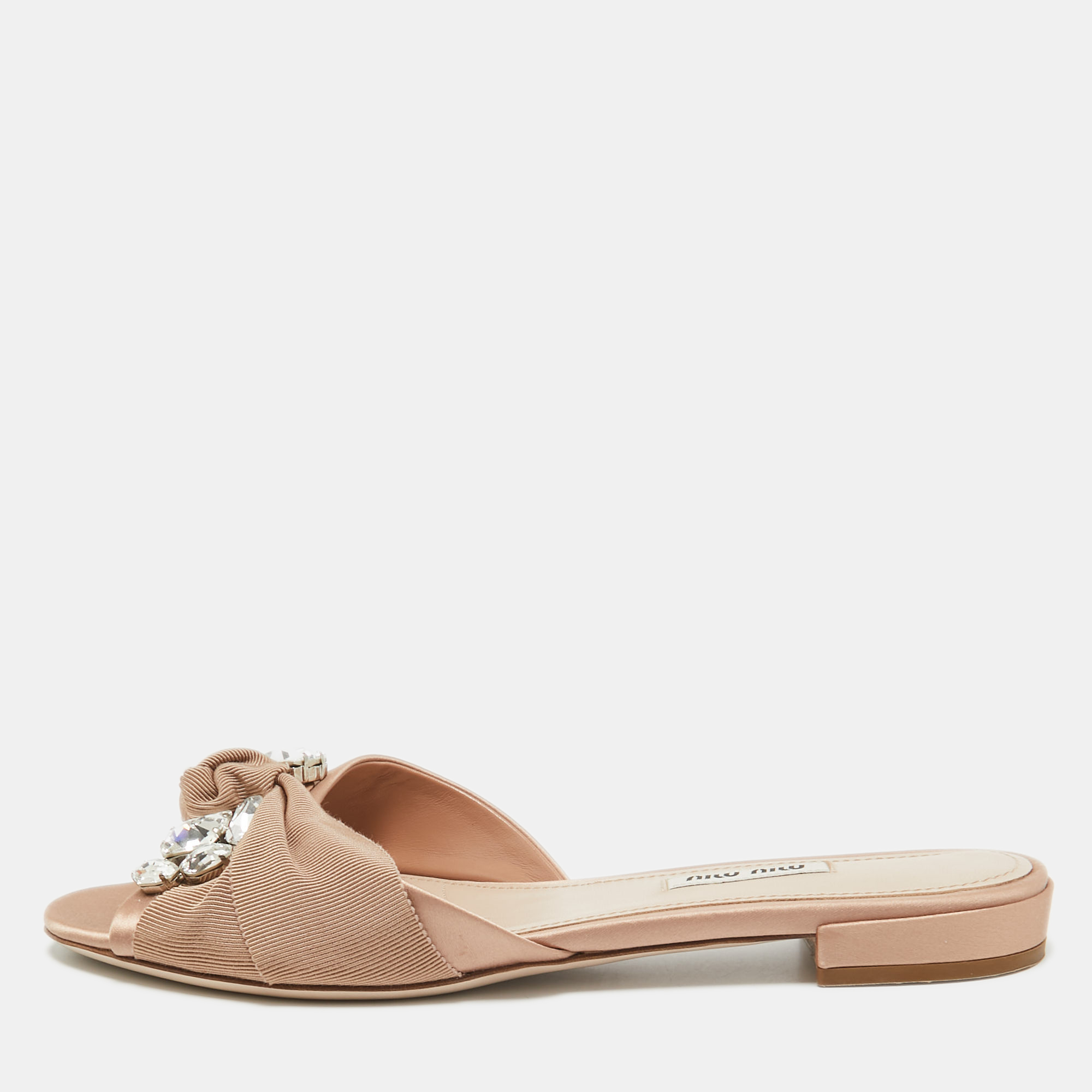 

Miu Miu Pink Knotted Fabric and Satin Crystal Embellished Flat Slides Size