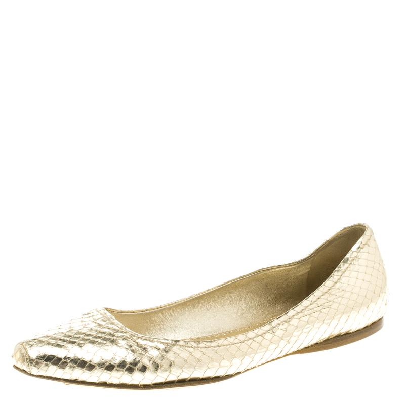 مملوكة مسبقًا Miu Miu Gold Metallic Python Leather Ballet Flats Size 37.5