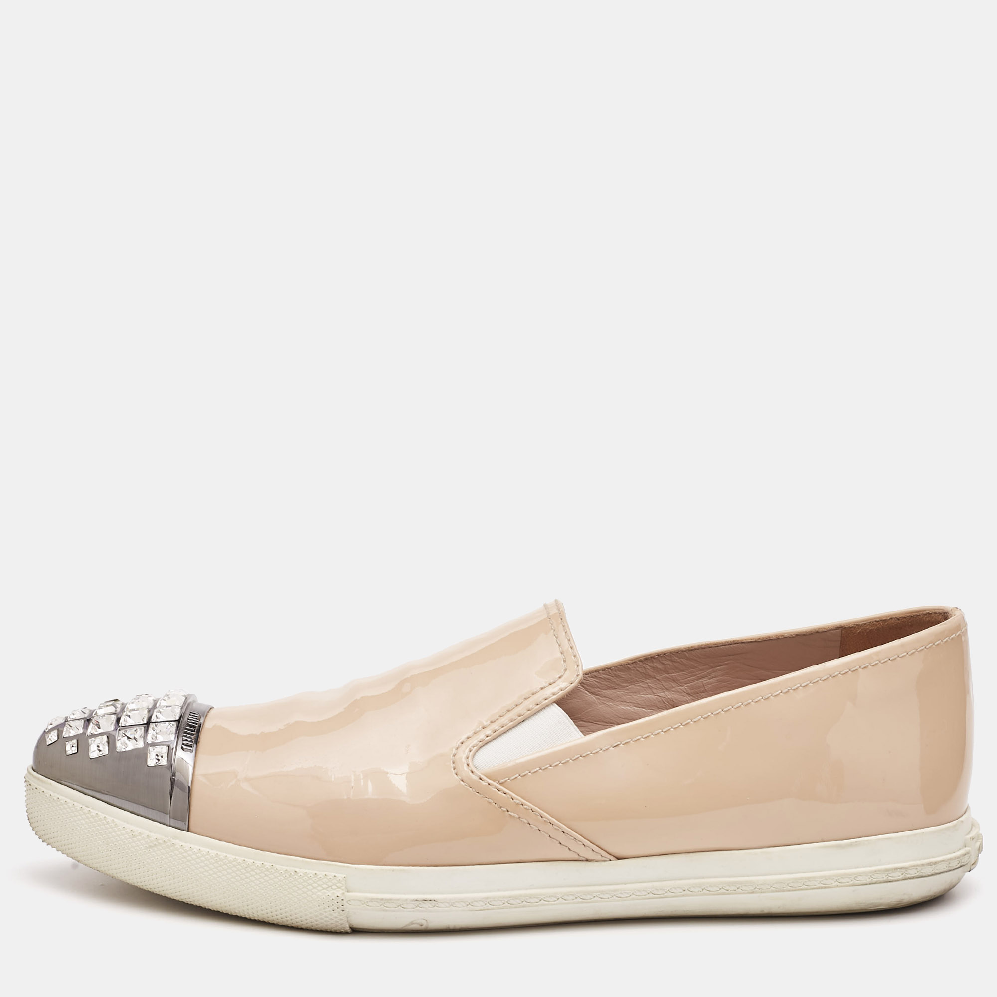 

Miu Miu Beige Patent Leather Crystal Embellishment Pointed Sneakers Size