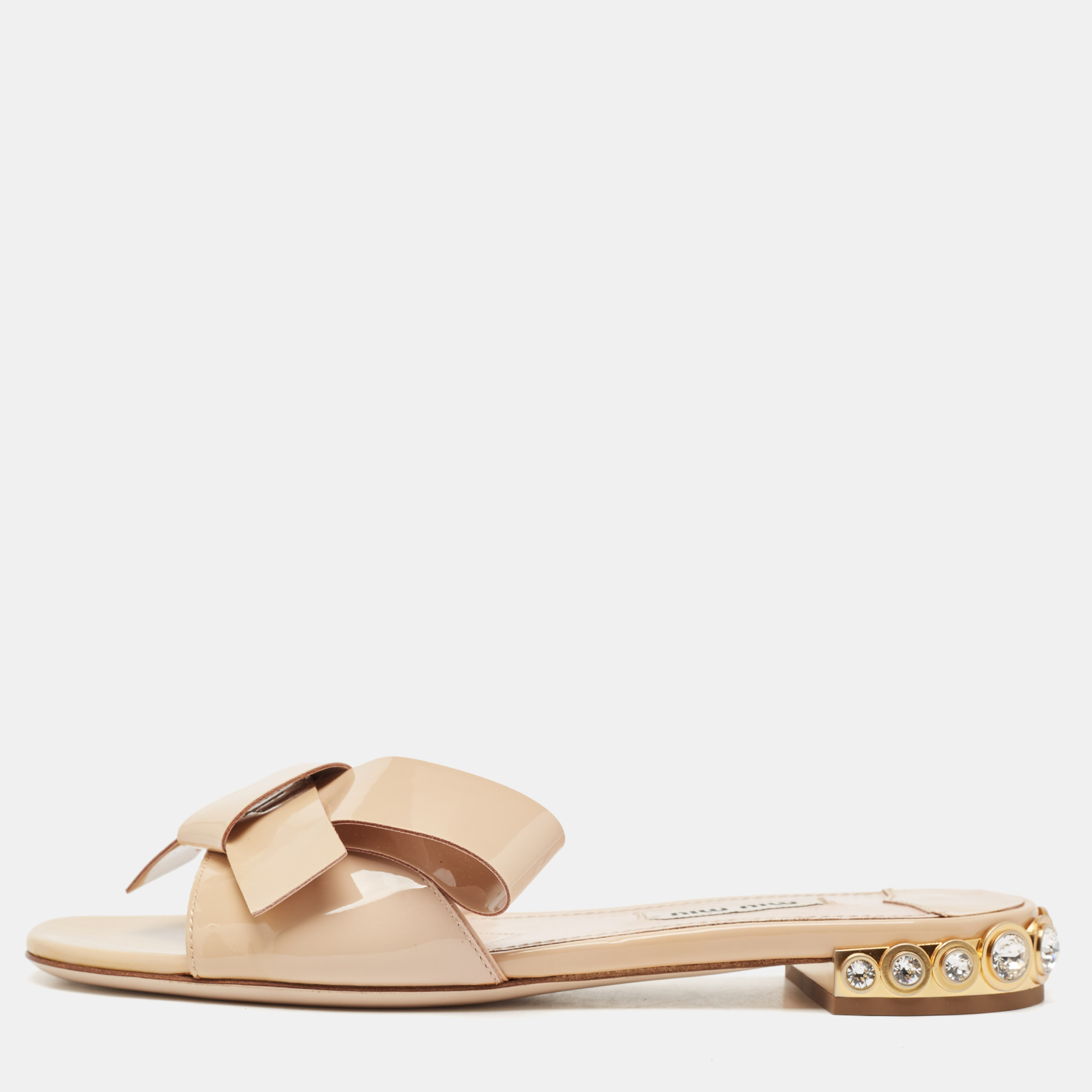 

Miu Miu Beige Patent Leather Bow Crystal Embellished Flat Slides Size