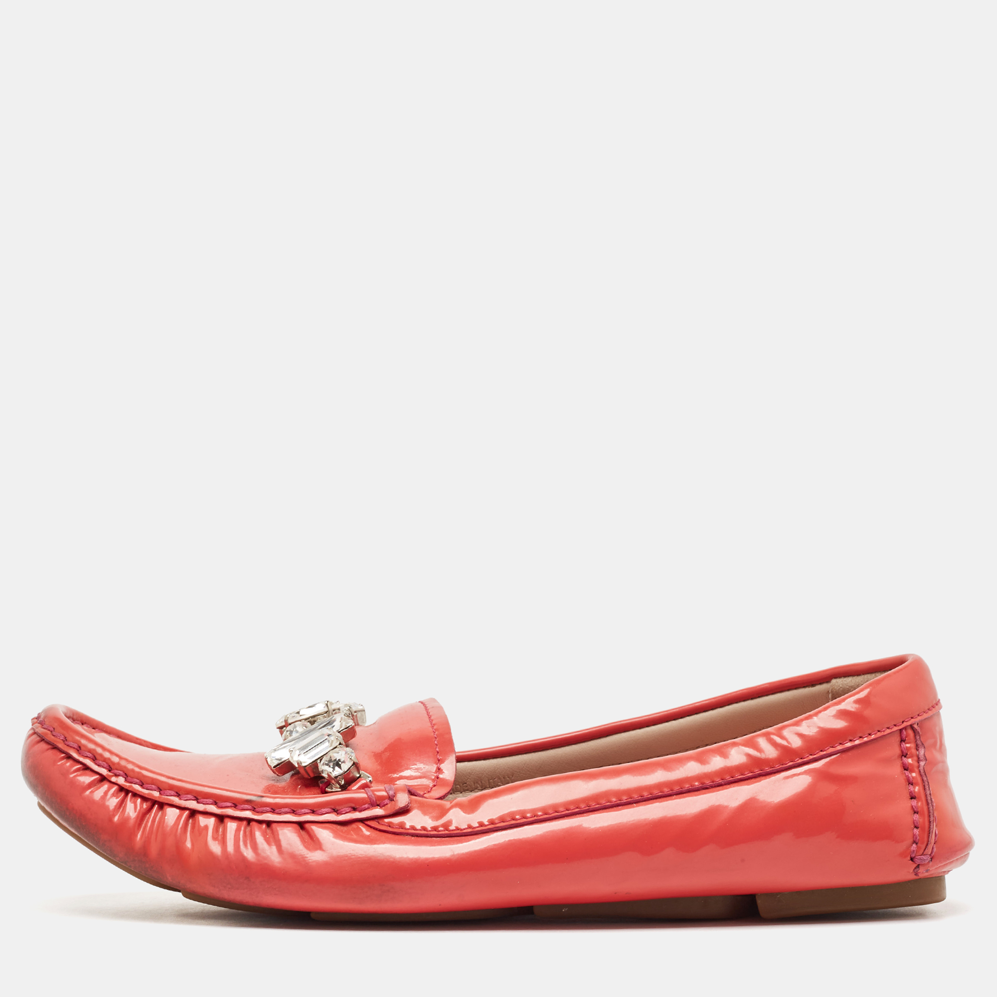 

Miu Miu Red Patent Leather Crystal Embellished Smoking Slippers Size