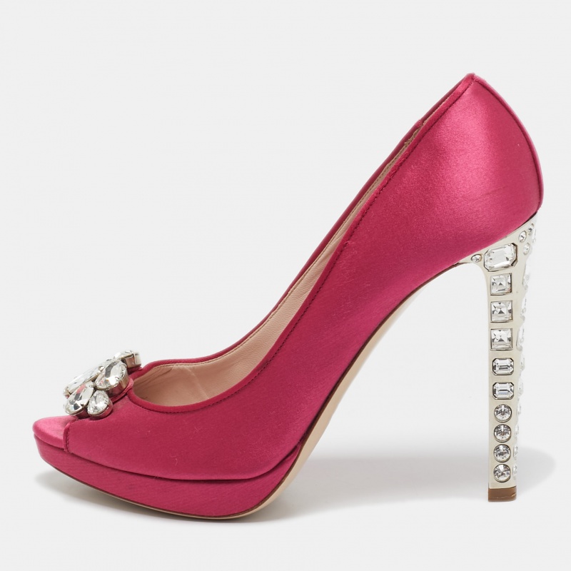 

Miu Miu Pink Satin Jewel Embellished Peep Toe Pumps Size