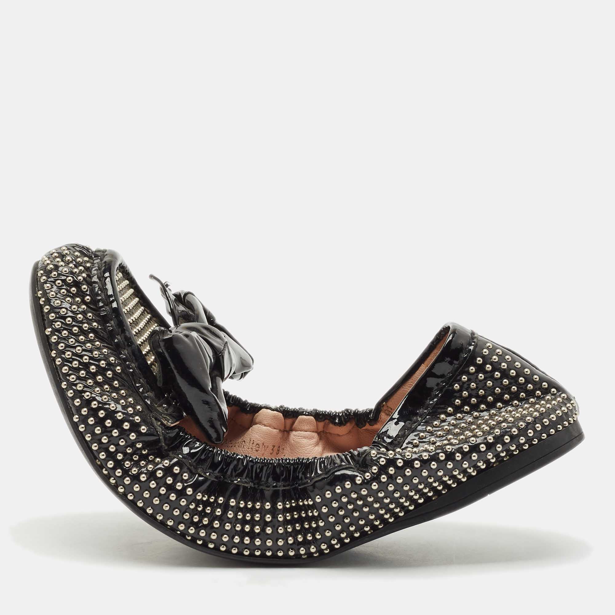 

Miu Miu Black Patent Leather Studded Bow Scrunch Ballet Flats Size