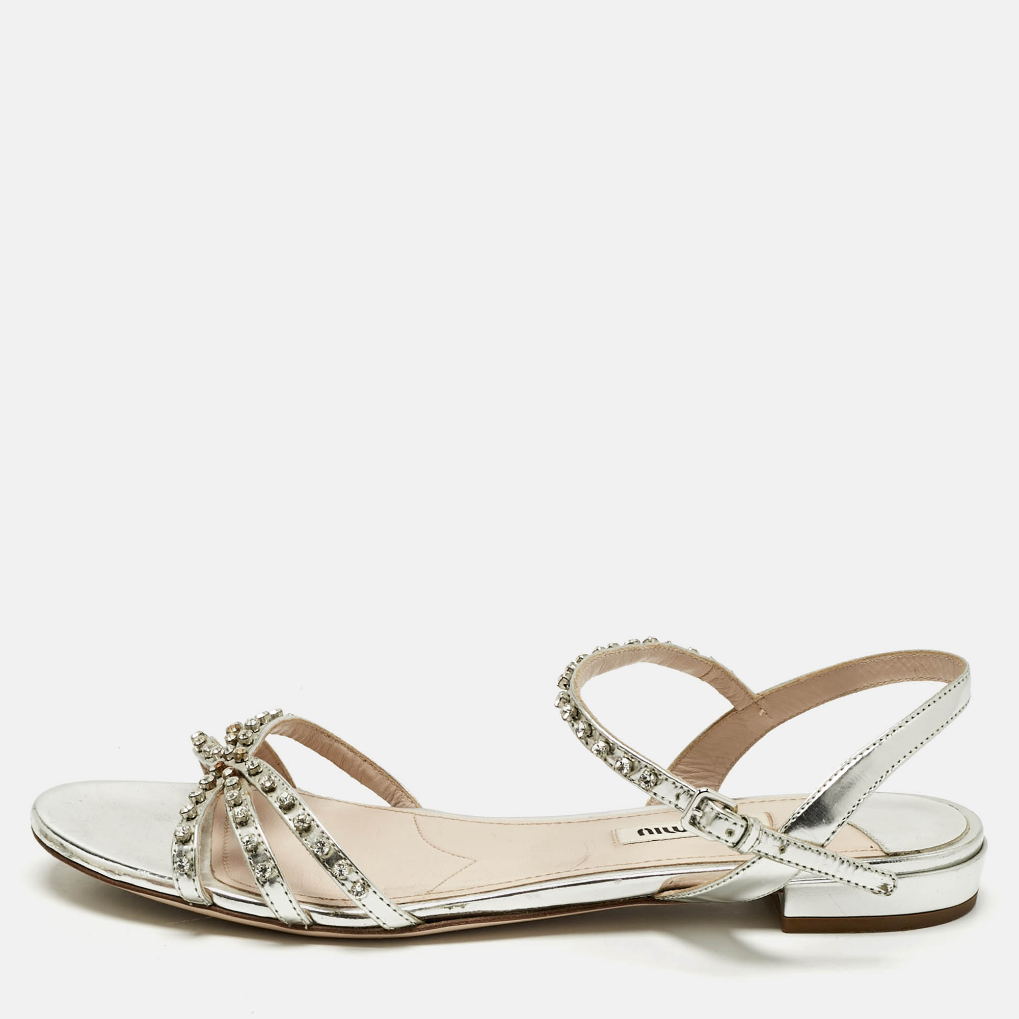 

Miu Miu Silver Patent Leather Crystals Embellished Flat Sandals Size