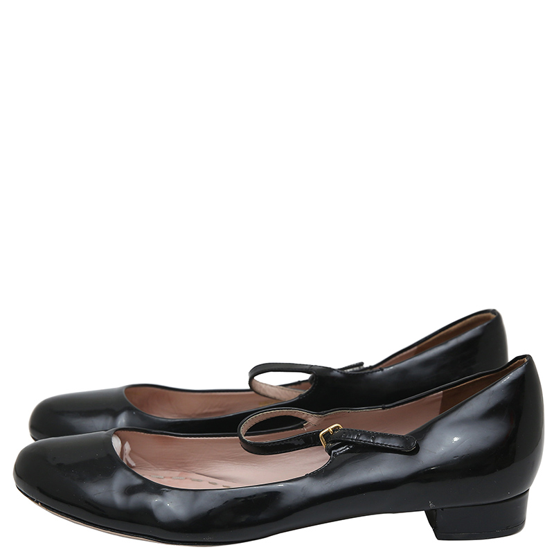 

Miu Miu Black Leather Flats Size