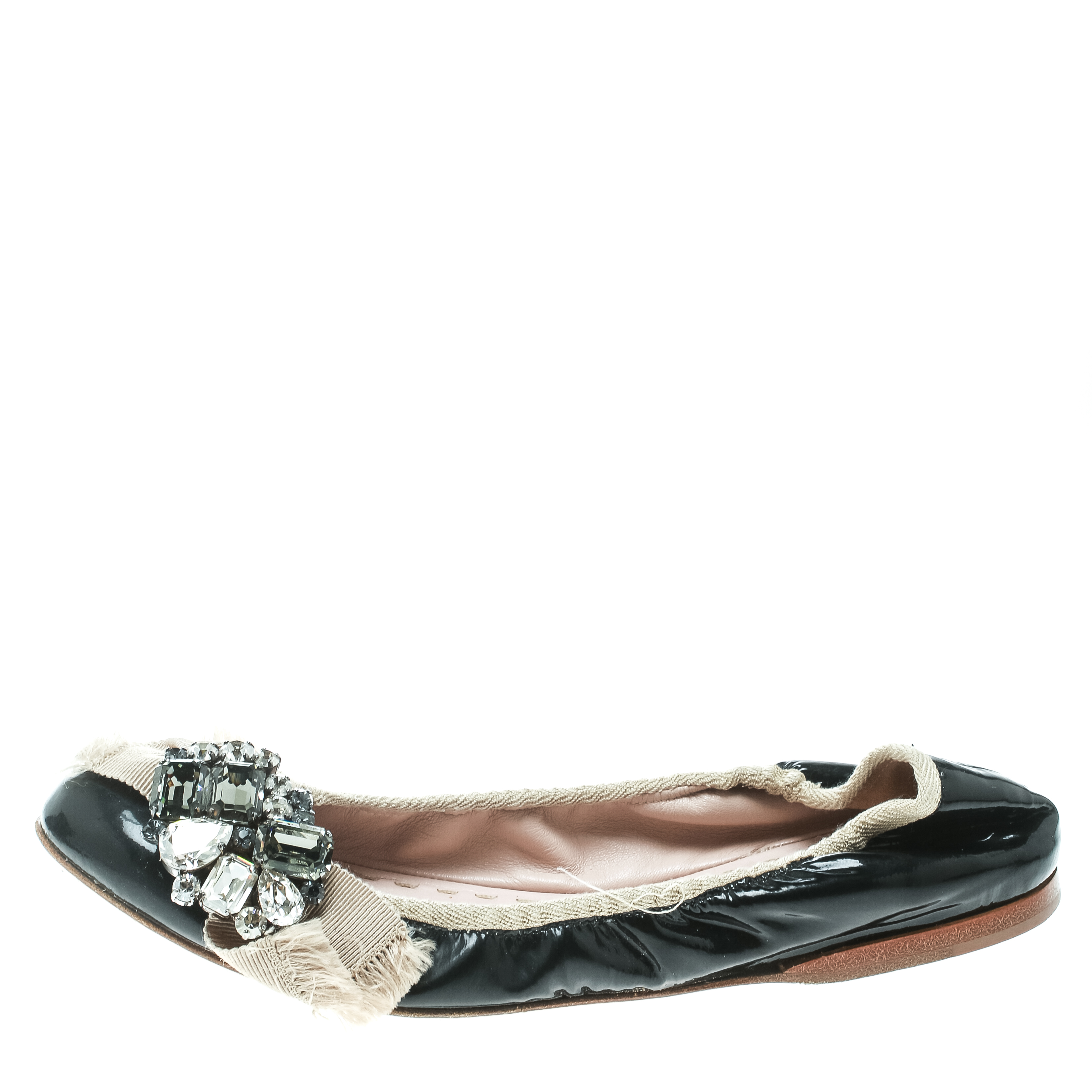 

Miu Miu Black/Beige Patent Leather Crystal Embellished Scrunch Ballet Flats Size