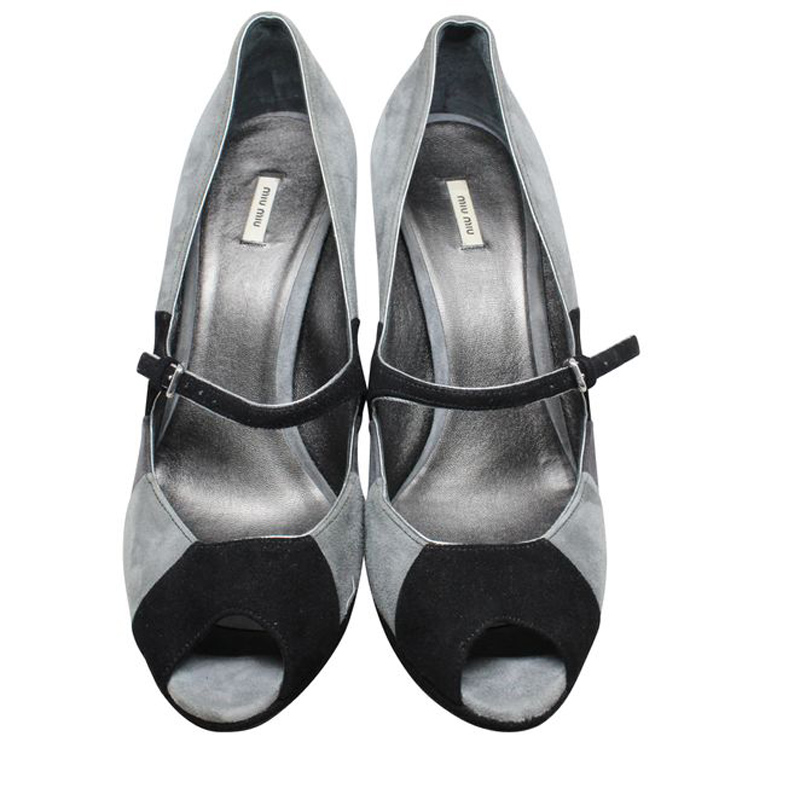 

Miu Miu Gray/Black Suede Peep Toe Pumps Size